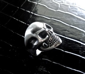 Anello teschio/Skull ring - DESIGN ORAFO E OLTRE...