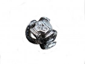 Anello teschio e serpente in diamanti bianchi e neri - DESIGN ORAFO E OLTRE...